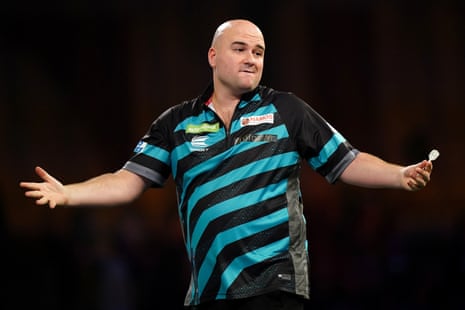 Rob Cross in action during his stunning comeback against Chris Dobey.