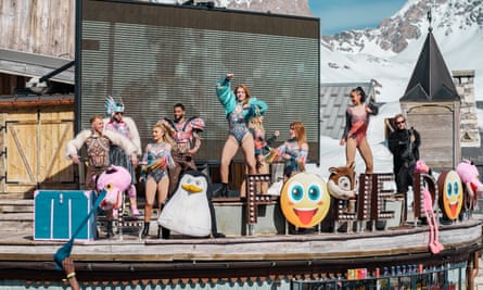 Clubbing at Folie Douce