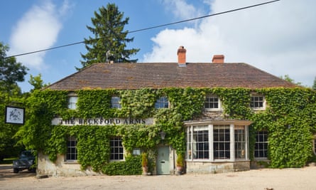 Beckford Arms exterior