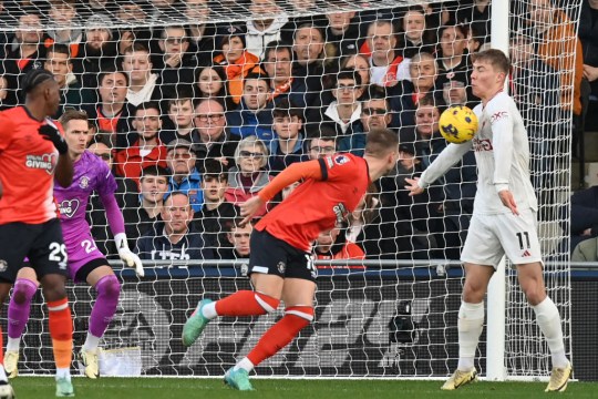 FBL-ENG-PR-LUTON-MAN UTD