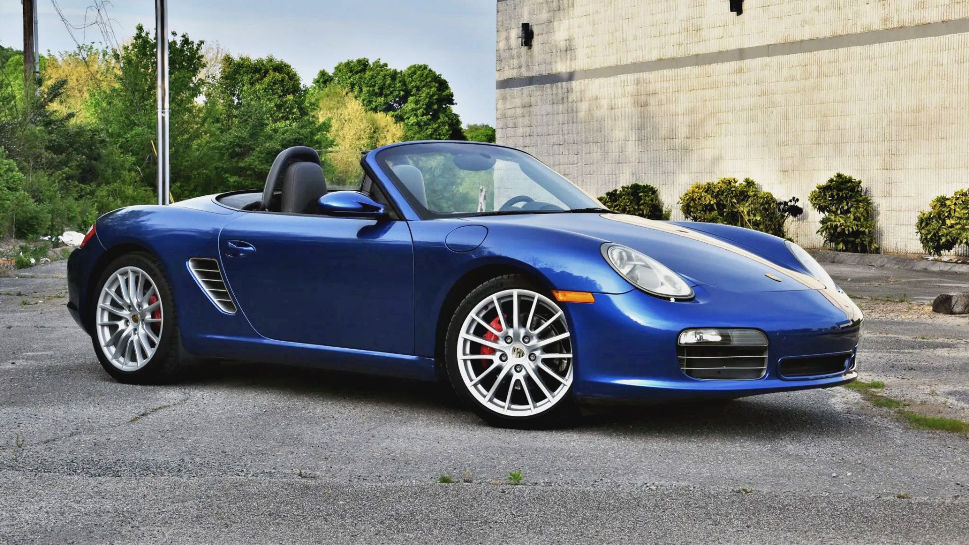 Blue 2006 Porsche Boxster S