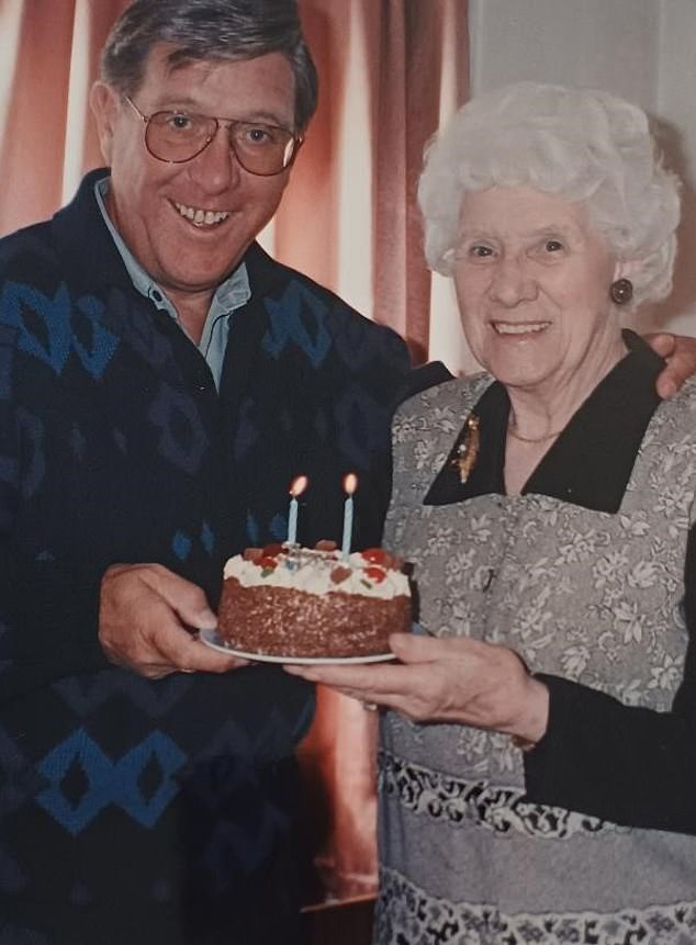 Mike Wray and his mother, whose final weeks were spent in pain