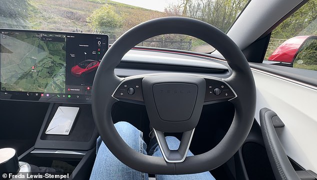 The stalkless steering wheel is an unnecessary design update to my mind, but the blind spot cameras are some of the best in any car