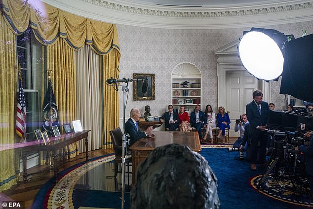 From right: Jill Biden, Ashley Biden and husband Howard Krein, and Hunter Biden and his daughter Finnegan listen to Joe Biden speak