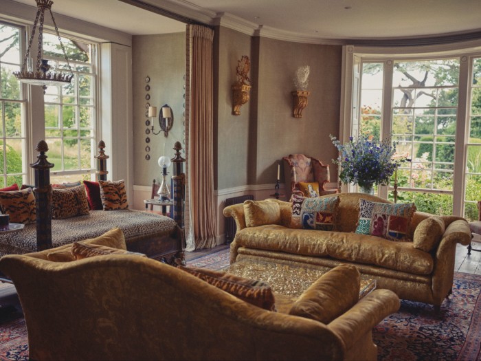 George III-style sofas in the reception room