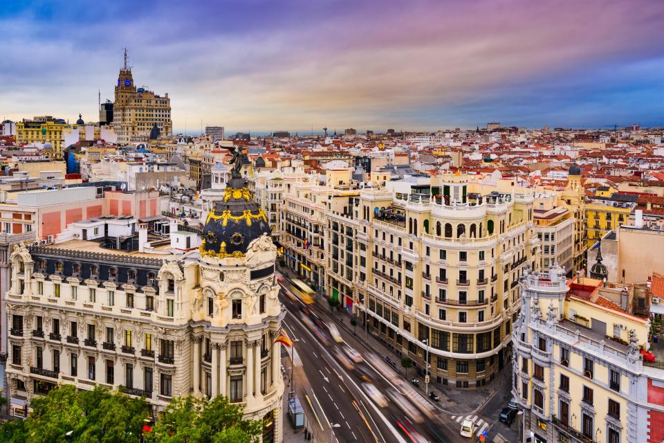 Tourism chiefs in Madrid have come up with a scheme to help tourists cope with the rising temperatures