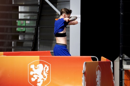 Wout Weghorst leaves first after a training session of the Dutch national team at the KNVB Campus on Sept. 8, 2024 in Zeist, Netherlands. The Dutch national team is preparing for the UEFA Nations League game against Germany.