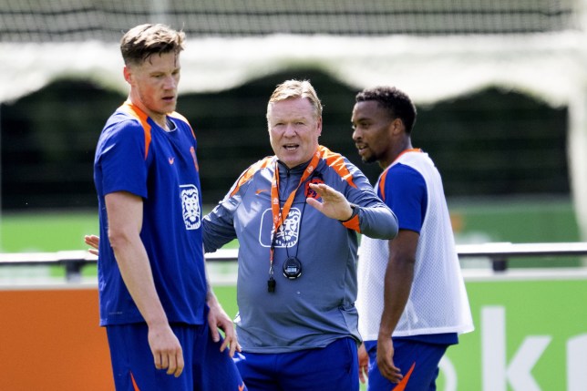 Wout Weghorst complains to Ronald Koeman after a duel with Jurrien Timber during a training session of the Dutch national team at the KNVB Campus on Sept. 8, 2024 in Zeist, Netherlands. The Dutch national team prepares for the UEFA Nations League game against Germany. 