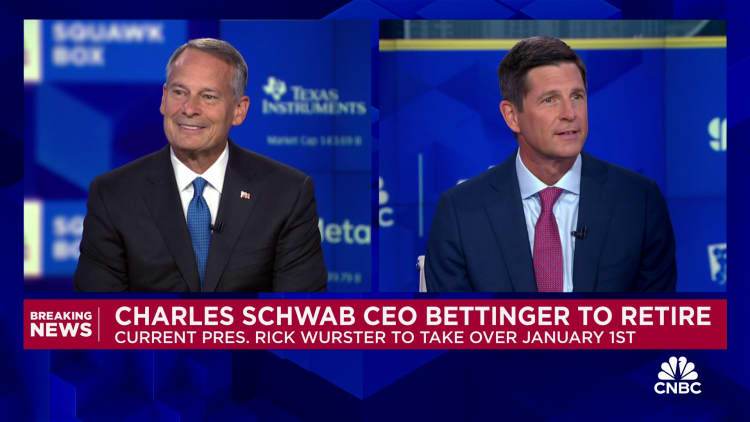 Watch CNBC's full interview with Charles Schwab CEO Walt Bettinger and President Rick Wurster