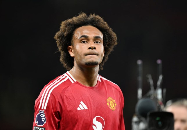 Joshua Zirkzee of Manchester United looks on after the final whistle during the Premier League match between Manchester United FC and Fulham FC at Old Trafford on August 16, 2024 in Manchester, England.