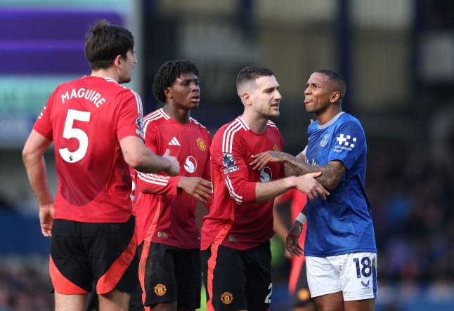 Everton FC v Manchester United FC - Premier League