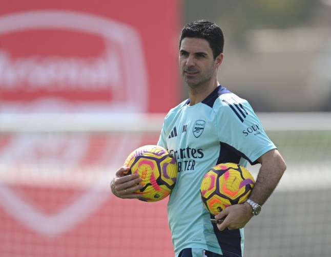 DUBAI, UNITED ARAB EMIRATES - FEBRUARY 08: Arsenal manager Mikel Arteta during a training session at NAS Sports Complex on February 08, 2025 in Dubai, United Arab Emirates. (Photo by Stuart MacFarlane/Arsenal FC via Getty Images)