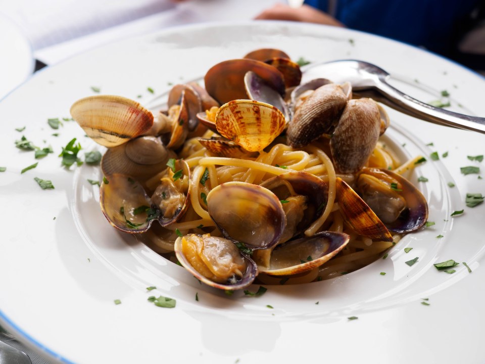 Spaghetti with clams.