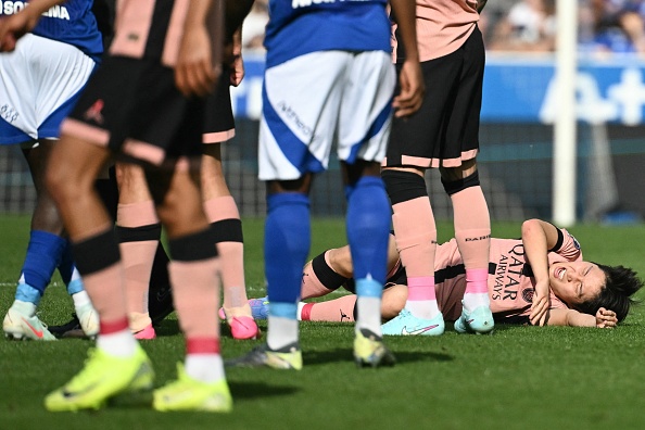 FBL-FRA-LIGUE1-STRASBOURG-PSG
