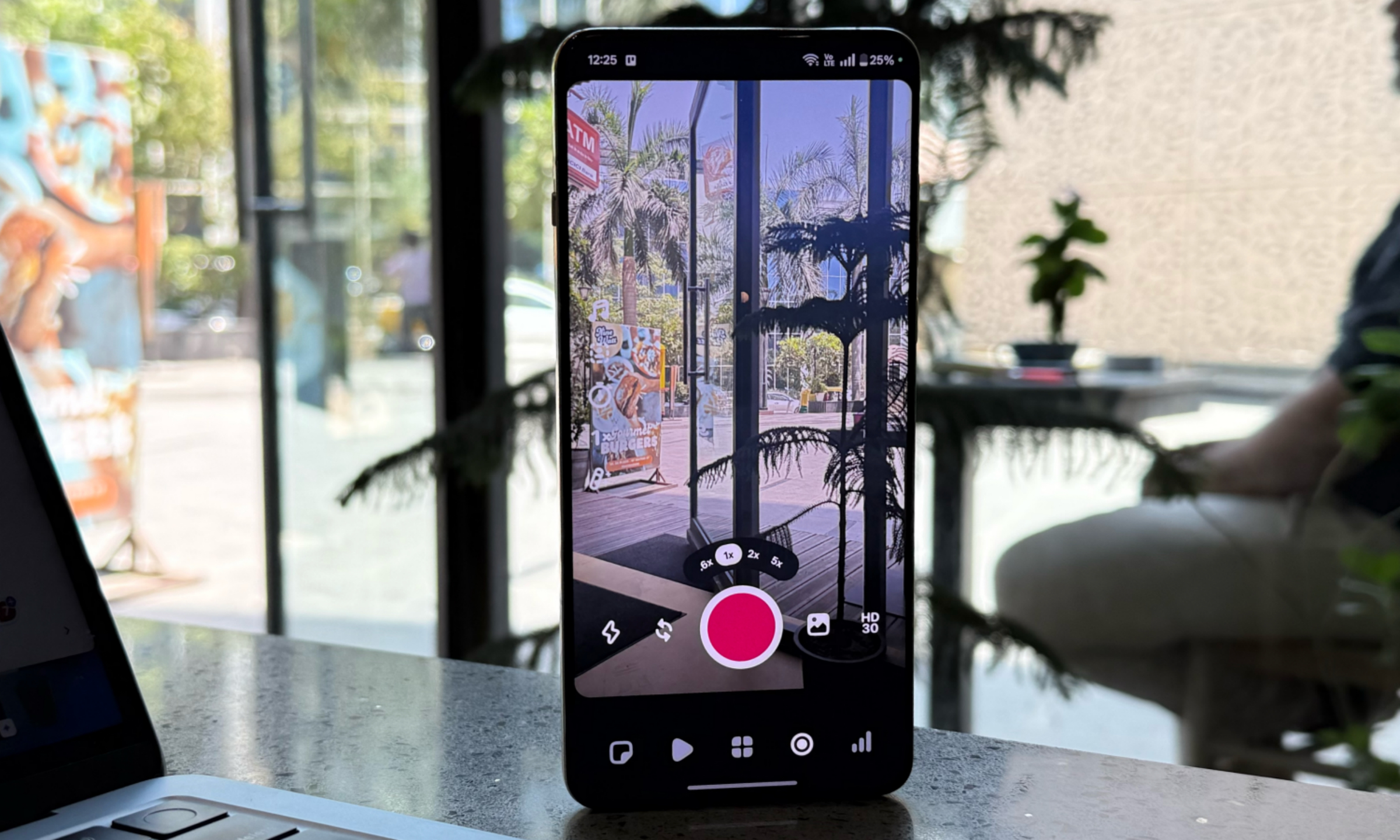 Camera capture mode Edits app by Instagram.